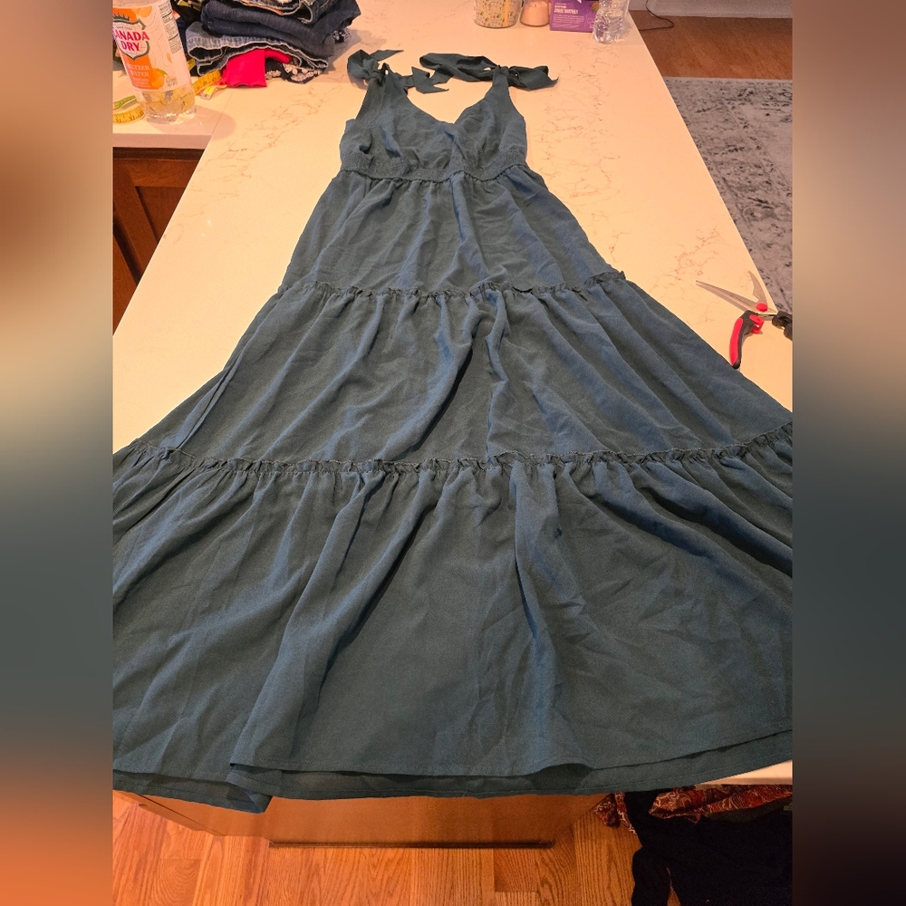 Elegant Teal Sleeveless Dress